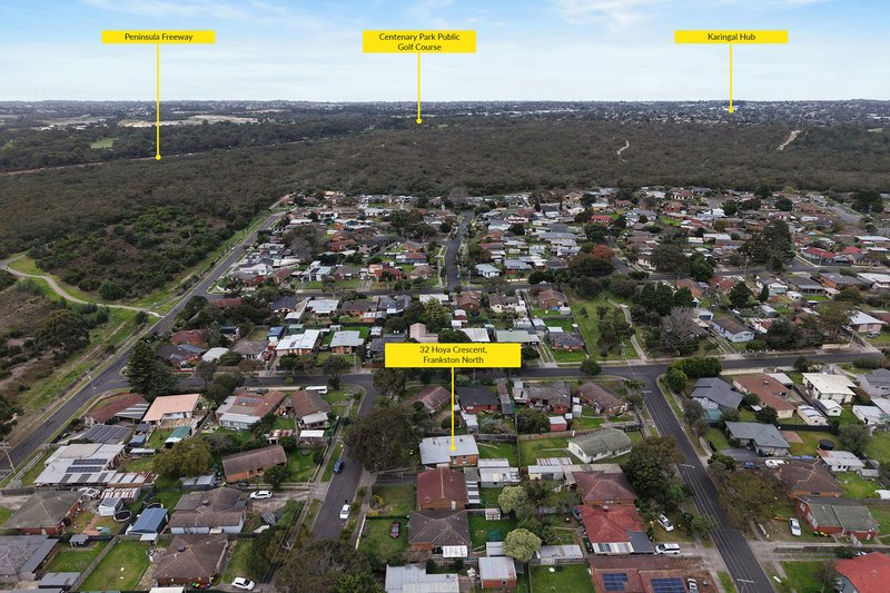 Photo - 32 Hoya Crescent, Frankston North VIC 3200 - Image 12