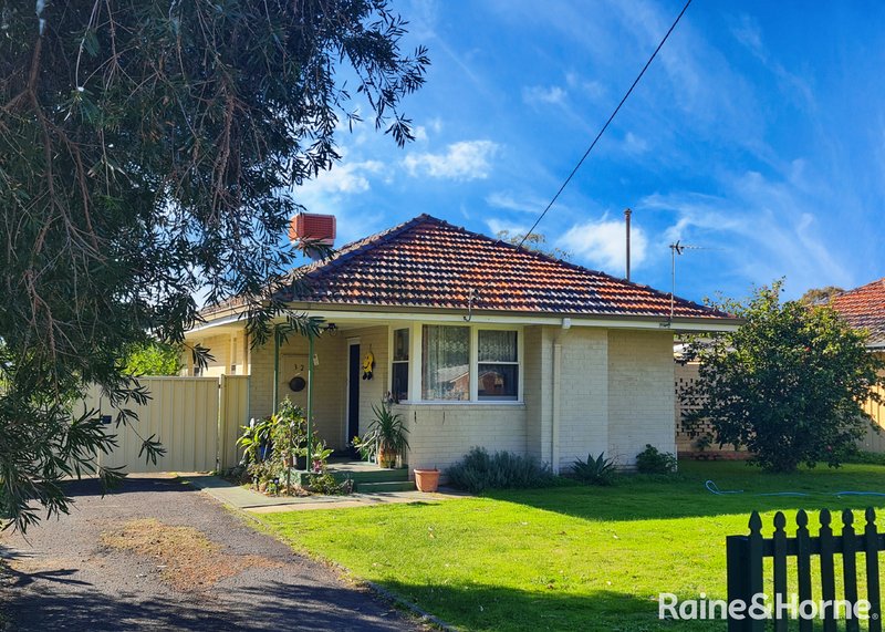 32 Hudson Road, Withers WA 6230