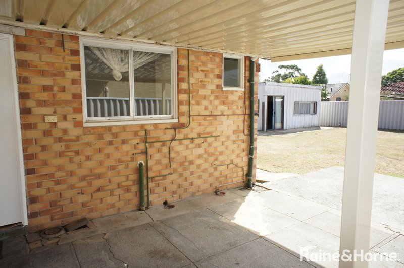 Photo - 32 Hudson Road, Withers WA 6230 - Image 15