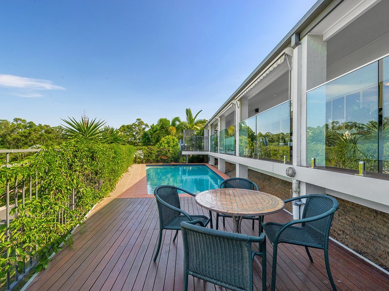 Photo - 32 Ironbark Place, Bridgeman Downs QLD 4035 - Image 3