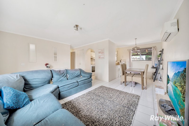 Photo - 32 Ironwood Street, Crestmead QLD 4132 - Image 5