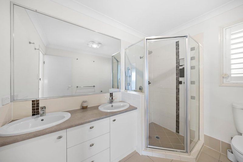 Photo - 32 Isabella Street, Collingwood Park QLD 4301 - Image 7