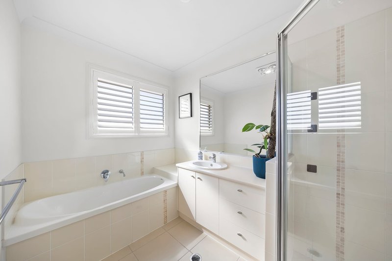 Photo - 32 Isabella Street, Collingwood Park QLD 4301 - Image 9