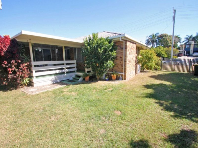 Photo - 32 J Hickey Avenue, Clinton QLD 4680 - Image 13