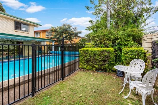 Photo - 32 Jaguar Street, Chermside West QLD 4032 - Image 10