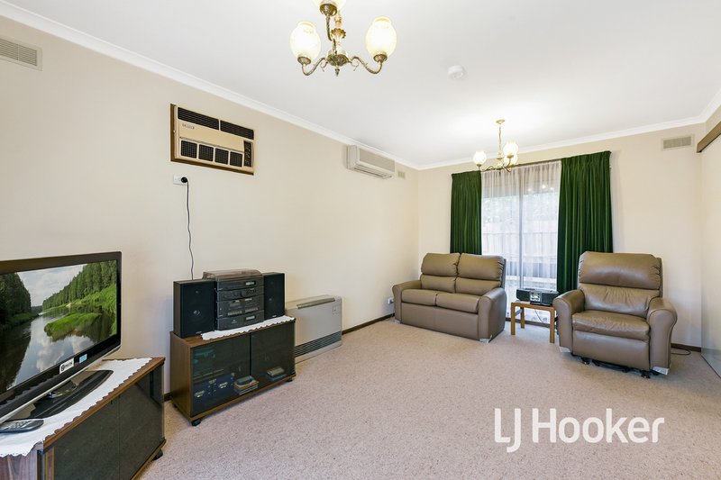 Photo - 3/2 James Street, Pakenham VIC 3810 - Image 2