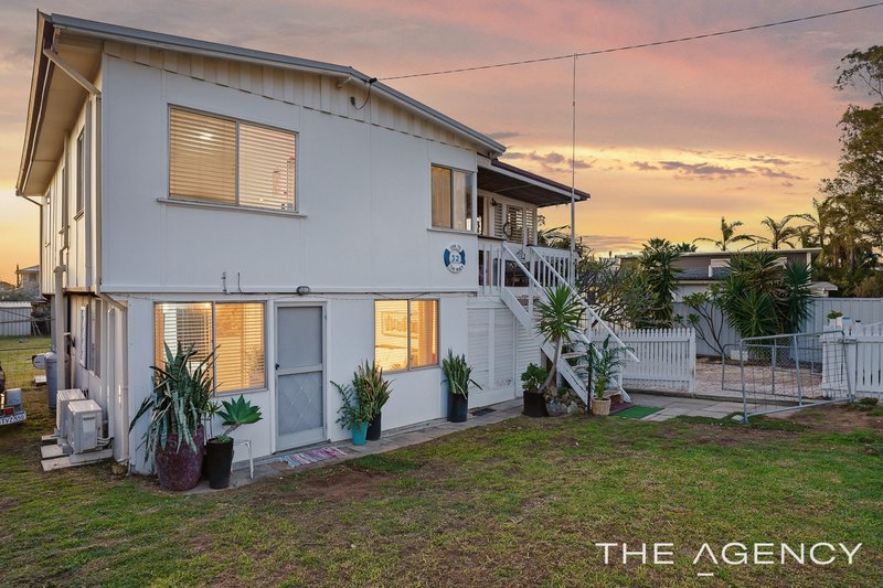 Photo - 32 Janis Street, Halls Head WA 6210 - Image 6