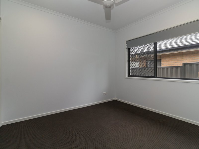 Photo - 32 John Storey Court, Park Ridge QLD 4125 - Image 10