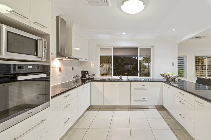 Photo - 32 John Street, Manly West QLD 4179 - Image 11