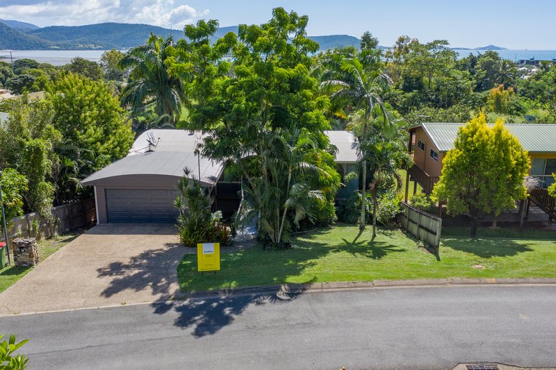 Photo - 32 Jones Road, Cannonvale QLD 4802 - Image 17