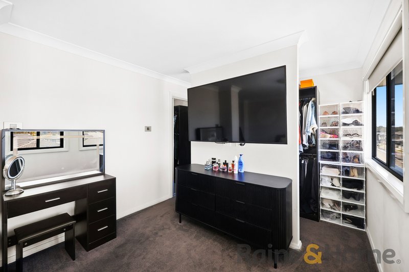 Photo - 32 Jonica Road, Austral NSW 2179 - Image 15