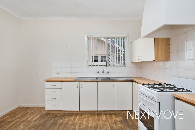 Photo - 32 Joslin Street, Hilton WA 6163 - Image 6