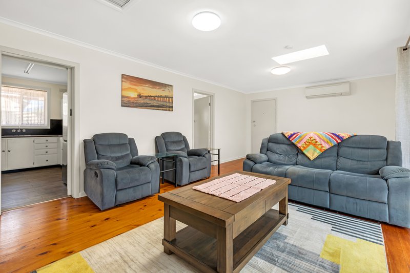 Photo - 32 Justinian Street, Elizabeth Downs SA 5113 - Image 7