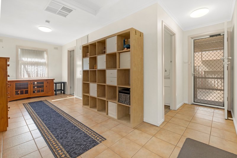 Photo - 32 Justinian Street, Elizabeth Downs SA 5113 - Image 9