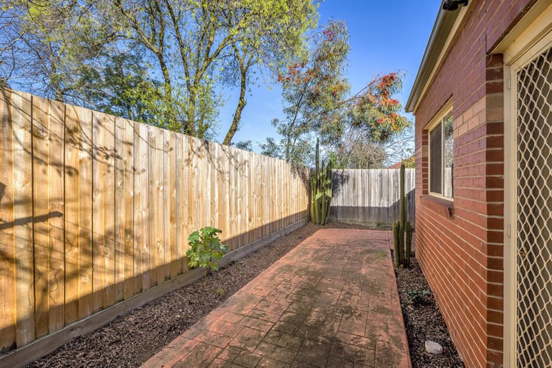 Photo - 32 Kathleen Street, Rosanna VIC 3084 - Image 7