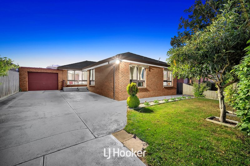 32 Kays Avenue, Hallam VIC 3803