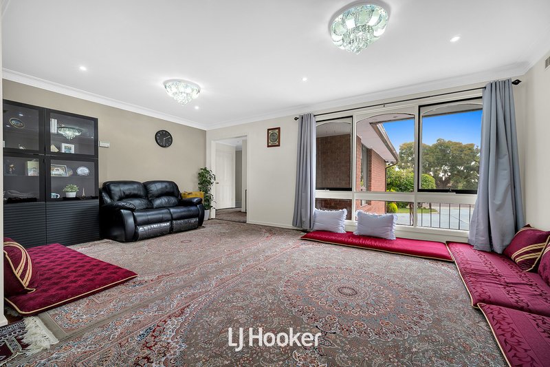 Photo - 32 Kays Avenue, Hallam VIC 3803 - Image 4