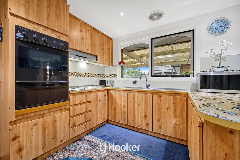 Photo - 32 Kays Avenue, Hallam VIC 3803 - Image 11