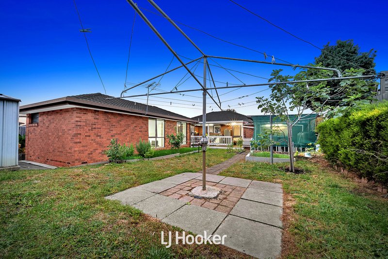 Photo - 32 Kays Avenue, Hallam VIC 3803 - Image 23