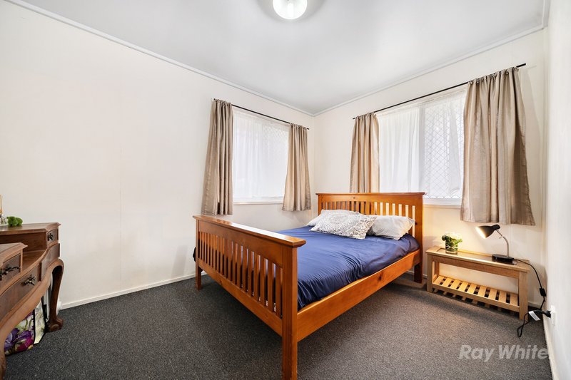 Photo - 32 Kelly Street, Eagleby QLD 4207 - Image 11