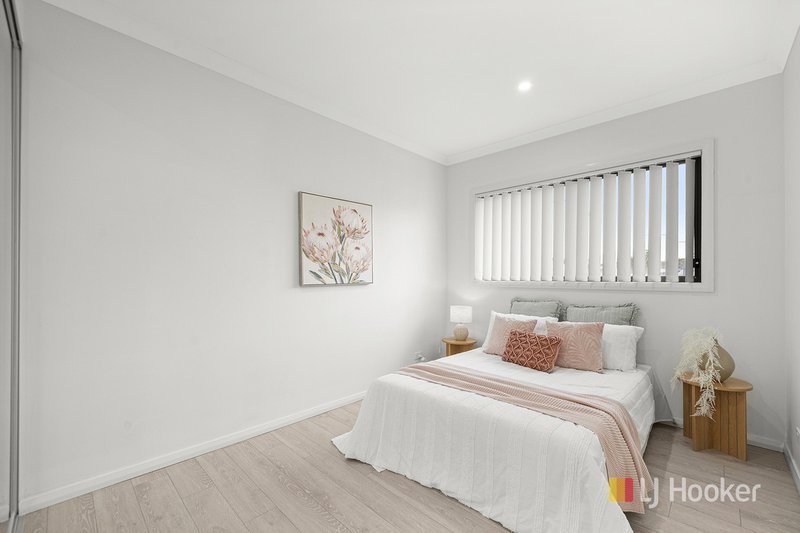 Photo - 32 Kensington Park Road, Schofields NSW 2762 - Image 9