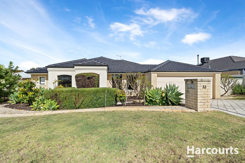 Photo - 32 Kensington Way, Pearsall WA 6065 - Image 3