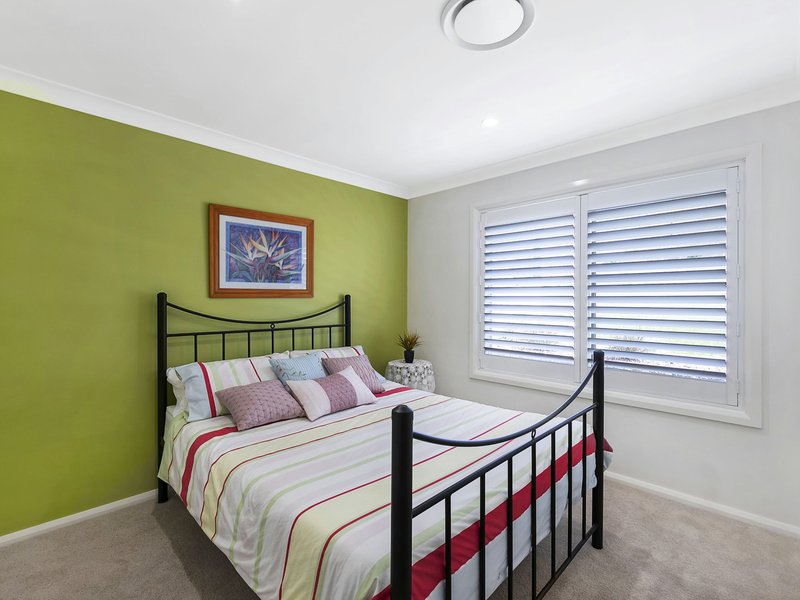 Photo - 32 Keswick Drive, Lake Haven NSW 2263 - Image 11