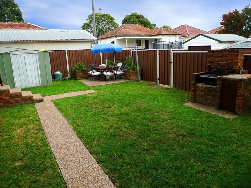 Photo - 32 Kibo Road, Regents Park NSW 2143 - Image 20