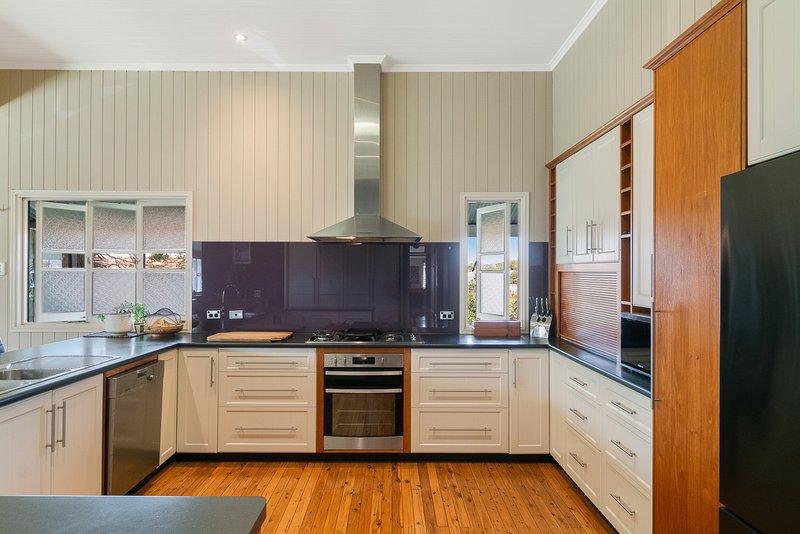 Photo - 32 Kilburn Street, Chermside QLD 4032 - Image 12
