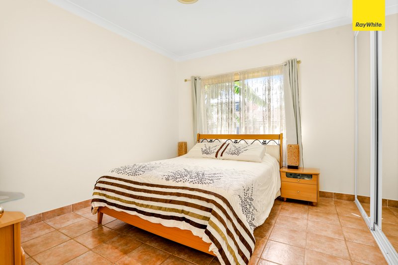 Photo - 32 Kimberley Street, Merrylands NSW 2160 - Image 6