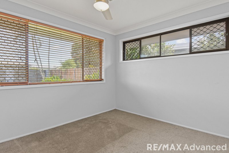 Photo - 32 Kingfisher Drive, Bongaree QLD 4507 - Image 9