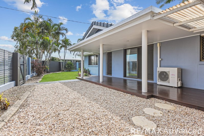 Photo - 32 Kingfisher Drive, Bongaree QLD 4507 - Image 13