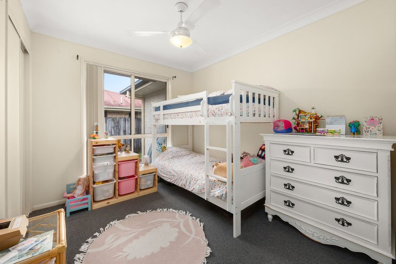 Photo - 32 Kingma Crescent, Caboolture QLD 4510 - Image 8