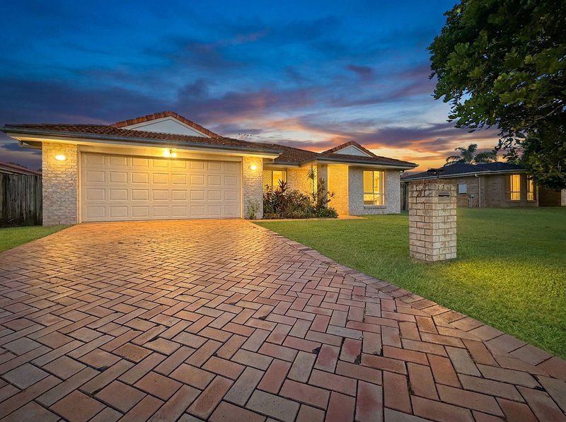 Photo - 32 Kingma Crescent, Caboolture QLD 4510 - Image 13