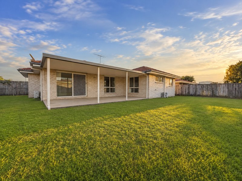 Photo - 32 Kingma Crescent, Caboolture QLD 4510 - Image 15