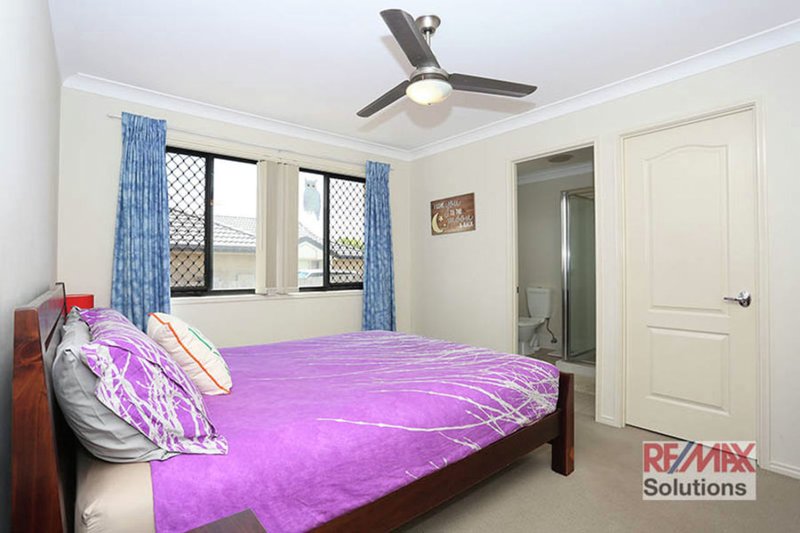 Photo - 32 Kooyalee Street, Deception Bay QLD 4508 - Image 2