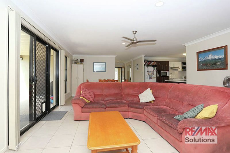 Photo - 32 Kooyalee Street, Deception Bay QLD 4508 - Image 10