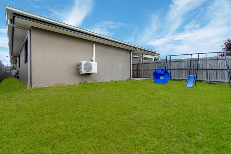 Photo - 32 Kuprin Street, Logan Reserve QLD 4133 - Image 15