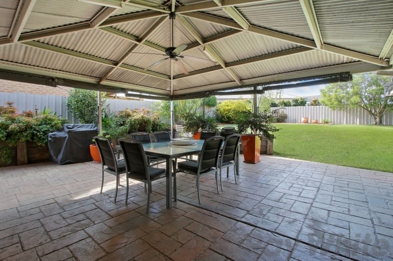 Photo - 32 La Fontaine Avenue, Lavington NSW 2641 - Image 13