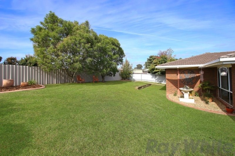 Photo - 32 La Fontaine Avenue, Lavington NSW 2641 - Image 14