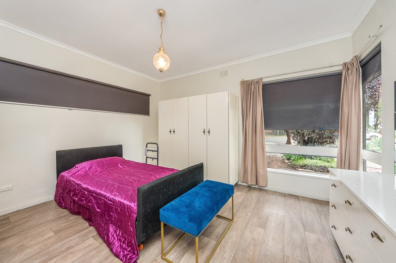 Photo - 32 Lachlan Avenue, Murray Bridge SA 5253 - Image 11