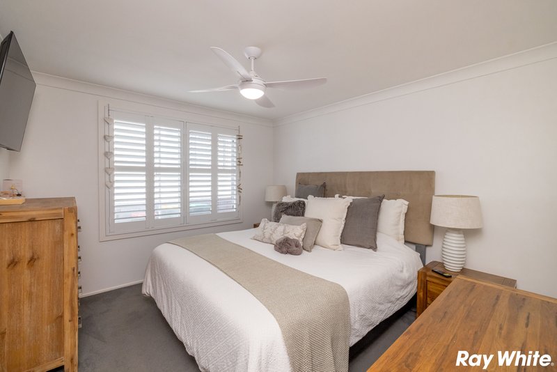 Photo - 32 Lakeview Crescent, Forster NSW 2428 - Image 9