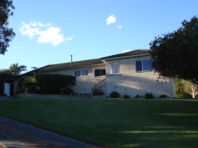 Photo - 32 Lakeview Parade, Warriewood NSW 2102 - Image 13