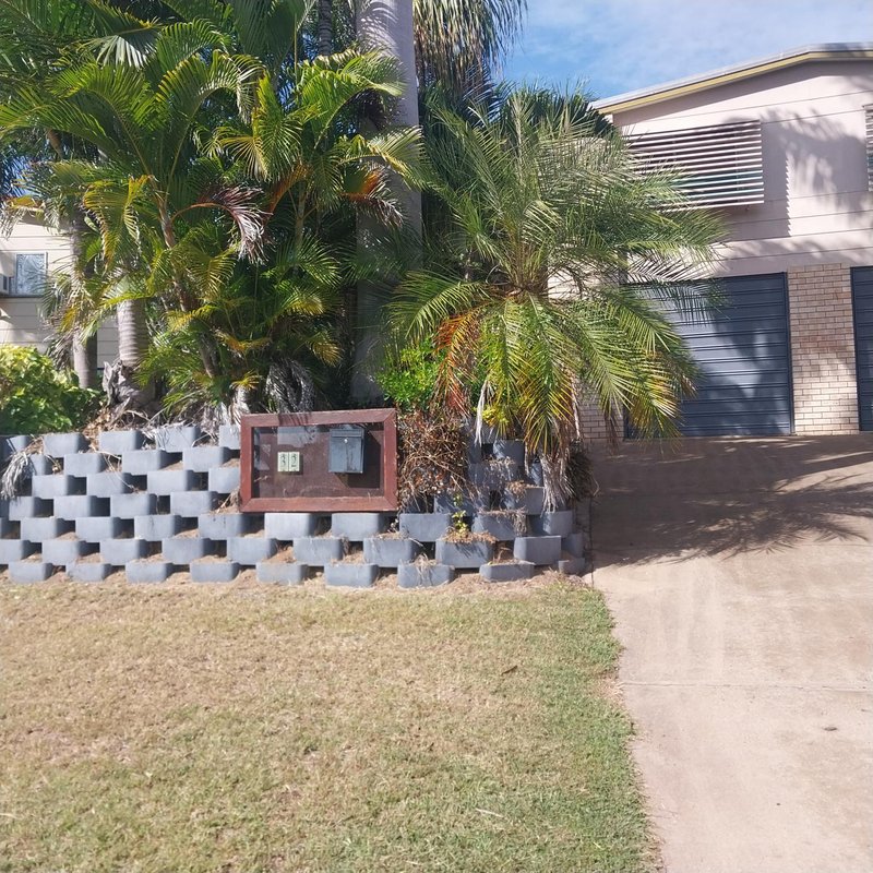 Photo - 32 Langdon Street, Tannum Sands QLD 4680 - Image