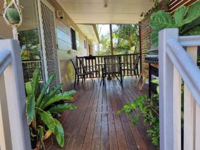 Photo - 32 Langdon Street, Tannum Sands QLD 4680 - Image 3