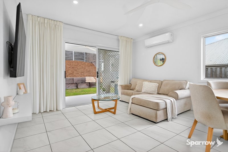 Photo - 32 Lapwing Drive, Bahrs Scrub QLD 4207 - Image 11