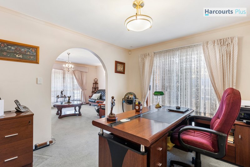 Photo - 32 Lapwing Street, Hallett Cove SA 5158 - Image 7