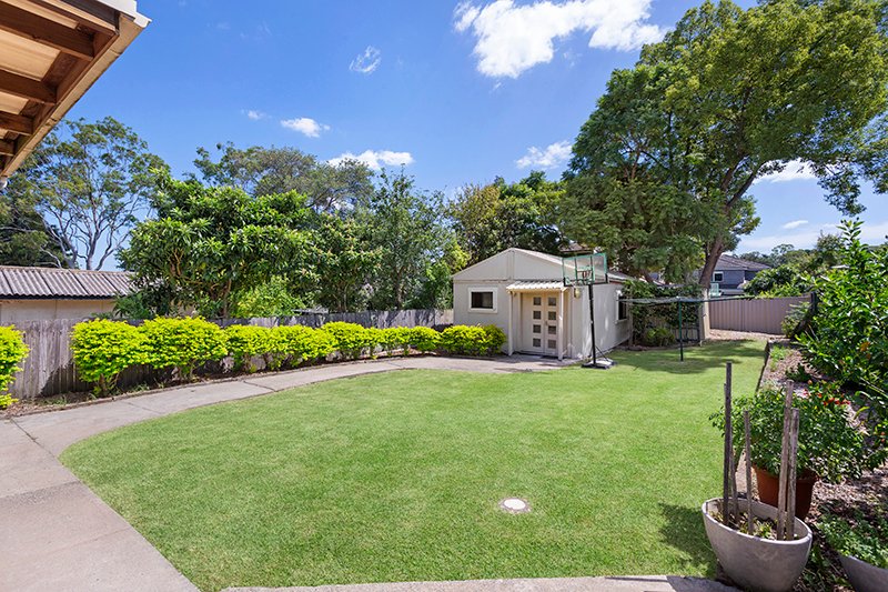 Photo - 32 Lascelles Avenue, Greenacre NSW 2190 - Image 8