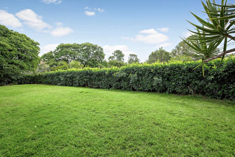 Photo - 32 Leatherwood Drive, Arana Hills QLD 4054 - Image 12