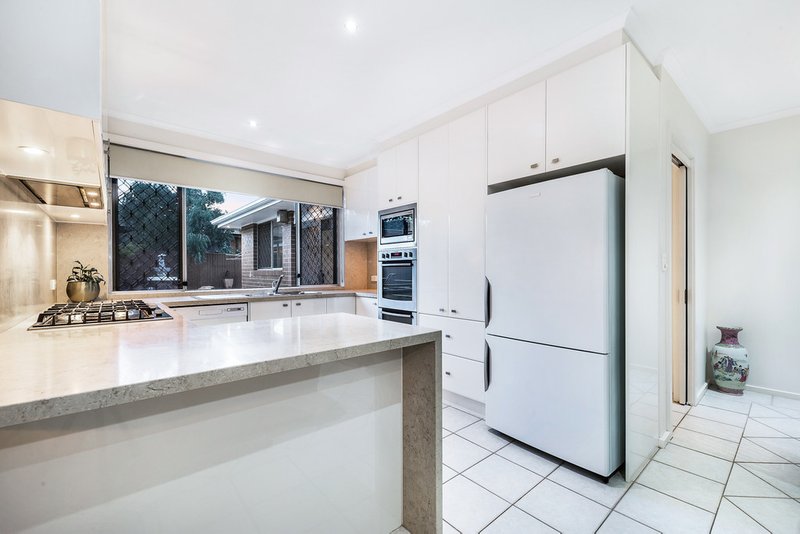 Photo - 32 Lebanon Crescent, Mulgrave VIC 3170 - Image 3